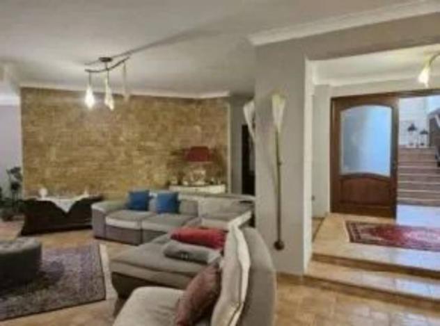 Immobile in asta di 351 m², box auto in vendita a Giardinello - Foto 2