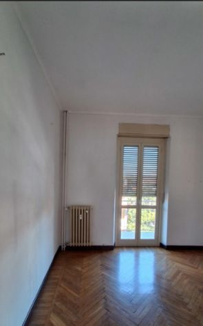 ASTA GIUDIZIARIA – a Torino, Via Michele Lessona, appartamento con cantina - Foto 8
