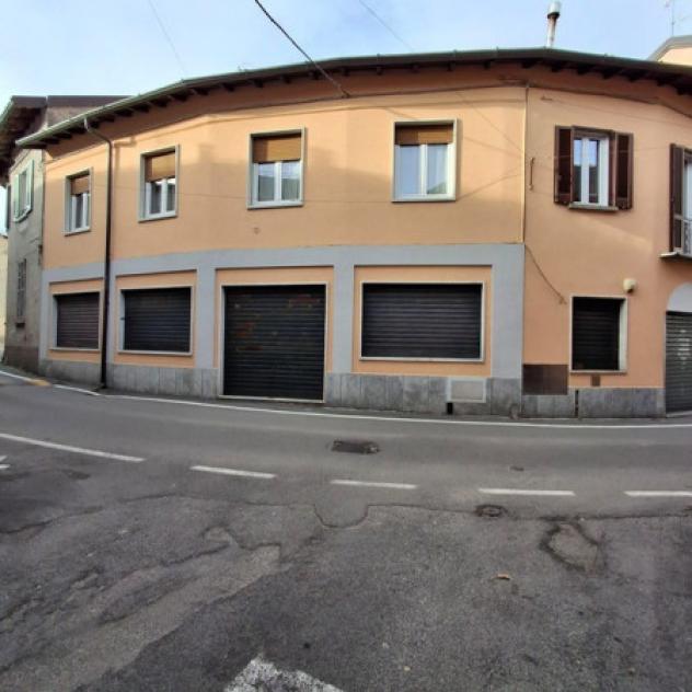 Immobile di 112 m² con 2 locali in vendita a Gazzada Schianno - Foto 16