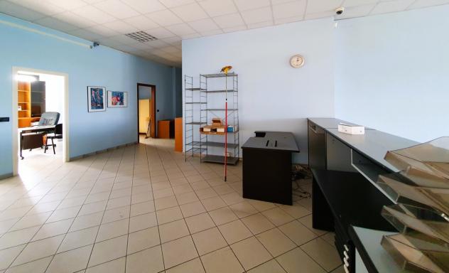 Oltre 3 vetrine in vendita a Marmirolo - Foto 16