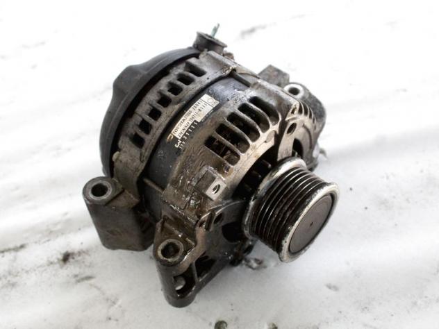 27060-26041 ALTERNATORE TOYOTA RAV 4 2.0 D 91KW 5P (2017) RICAMBIO USATO 104211-8111 - Foto 3