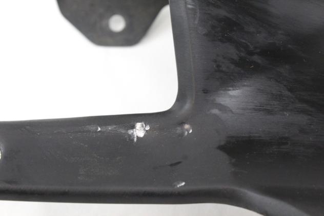 DUCATI MULTISTRADA 1200 4601C372AA PARACALORE SCARICO CENTRALE 15 - 17 CENTRAL MUFFLER HEATGUARD CON PICCOLI GRAFFI - Foto 3