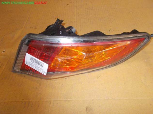 FANALE POST. PARTE EST. D. ROSSO ARANCIO HONDA CIVIC (FK) 5 porte  Parti elettriche  Fanaleria  Fanali  Fanale post. sx. HONDA - CIVIC 5 porte - 01-01