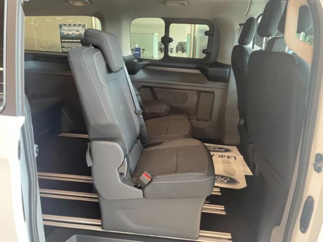 FORD Tourneo Custom 320 L2 TITANIUM 2.0TDCI 136CV 9 POSTI rif. 24198133 - Foto 9
