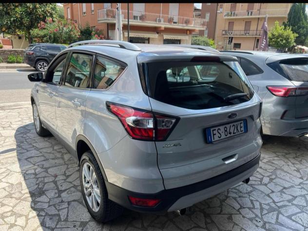 Ford Kuga 2.0 TDCI 150 CV S&S 2WD Business - Foto 6