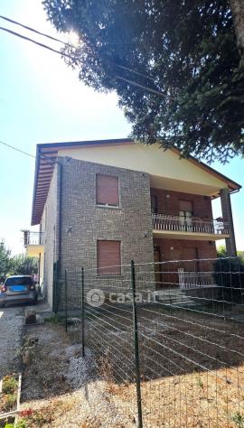 Marsciano vendesi 14 vani 345 Mq - Foto 4