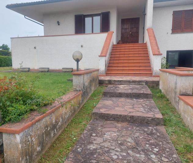 Villa in vendita a Castelfranco di Sotto 400 mq Rif: 1411425