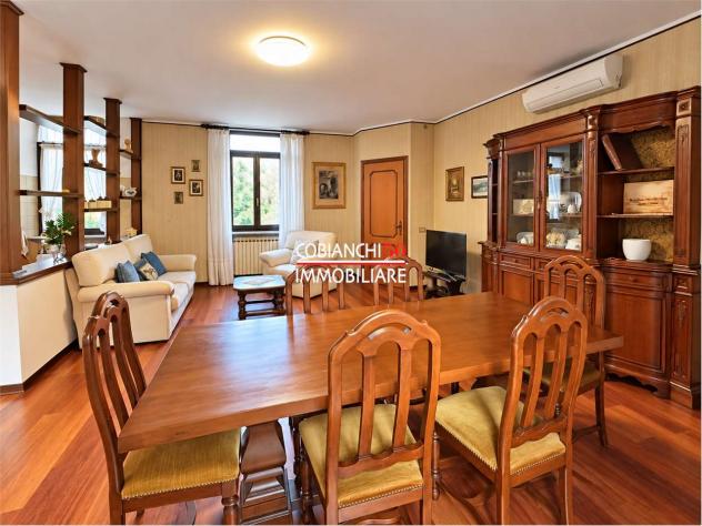 V000880 - QUADRILOCALE CON TERRAZZA VICINO AL CENTRO INTRA - Foto 3