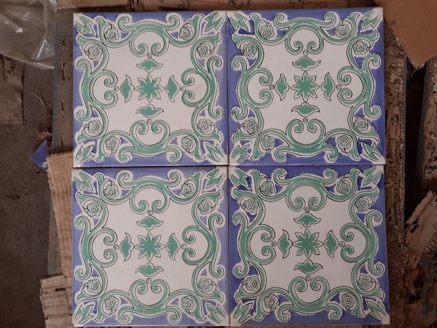 Mattonelle stile MORESCO decorate misura 20x20 sp.1 cm. Euro 22 mq. - Foto 3