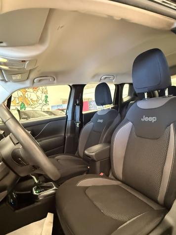 Jeep Renegade 1.3 T4 190CV PHEV 4xe AT6 Limited - Foto 8