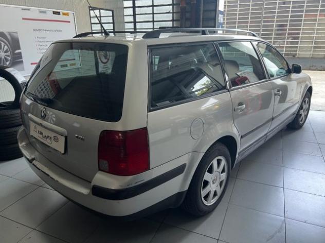 VOLKSWAGEN Passat 1.9 TDI/115 CV cat Variant T.line rif. 23883926 - Foto 4