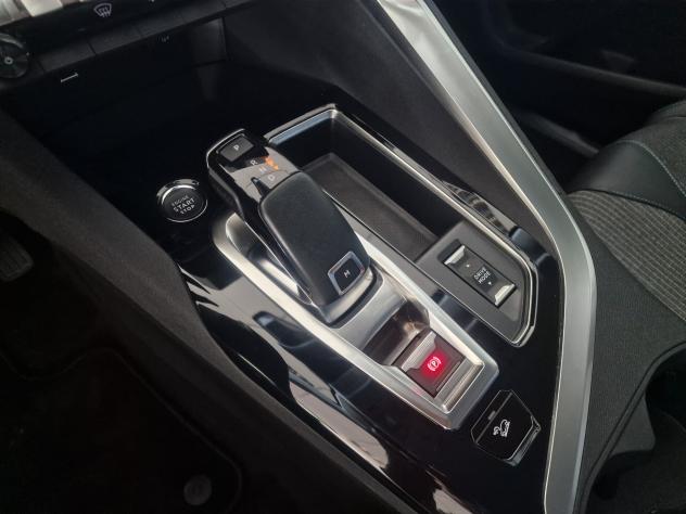 Peugeot 3008 1.5 HDi 130cv Allure EAT8 - Foto 8