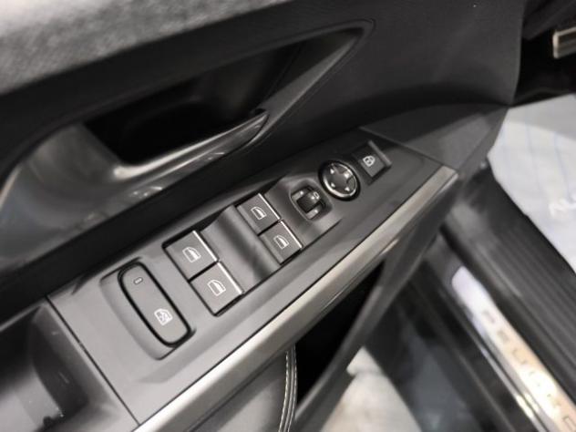 PEUGEOT 3008 1.2 Hybrid 145cv e-DCS6 GT #TettoPanoramico rif. 24051770 - Foto 9