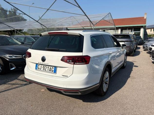 VOLKSWAGEN Passat Alltrack 2.0 TDI 200 CV 4MOTION DSG rif. 23880508 - Foto 4