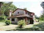 Baschi - Vendesi casale con dependance e 2 ha di terreno