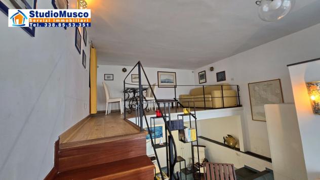 StudioMusco vende a Capri, su via Marina Grande, appartamento su due livelli. - Foto 16