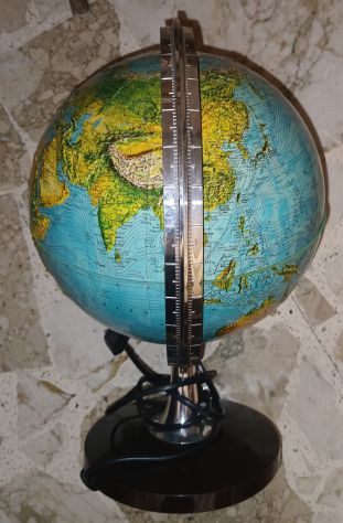 Mappamondo con Luce da cambiare - Foto 3