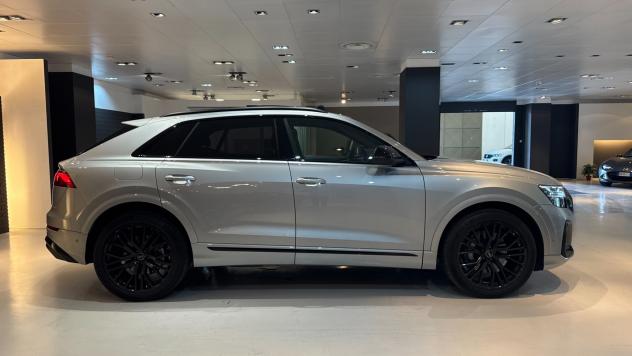 Audi Q8 TDI 286 CV quattro tiptronic S line - 2024 - Foto 4