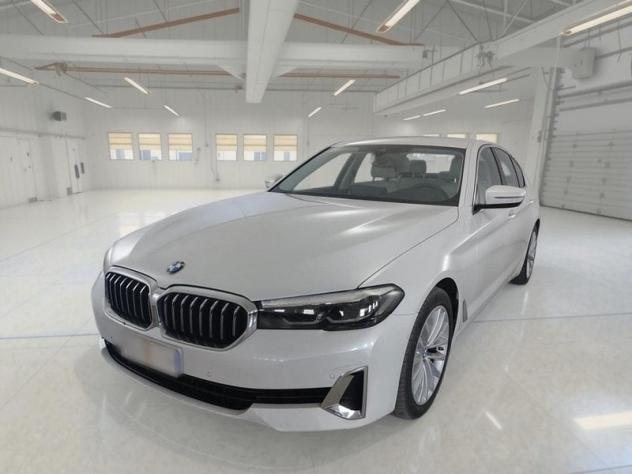 BMW Serie 5 518d Luxury