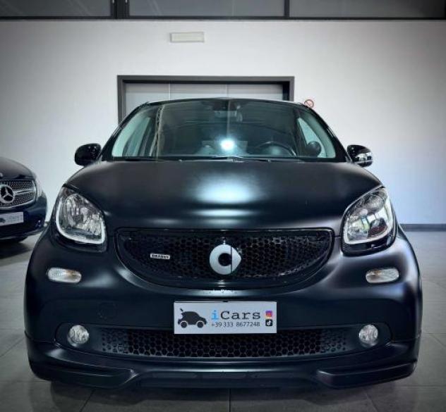 smart forFour 0.9 109CV GPL Twinamic Brabus Exclusive - Foto 3