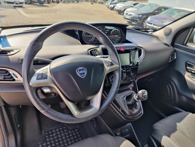 Lancia Ypsilon 1.0 FireFly 5 porte S&S Hybrid Ecochic Gold - Foto 7