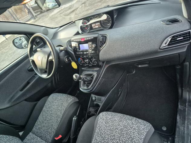 Lancia Ypsilon 1.2 69 CV 5 porte GPL Ecochic Monogram - Foto 6