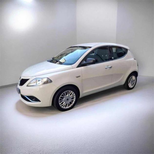 LANCIA Ypsilon 1.2 69 CV 5 porte GPL Ecochic Gold rif. 23944181