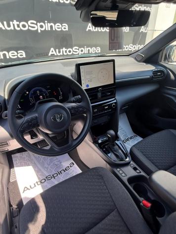 Toyota Yaris Cross 1.5H (130 CV) Trend E-CVT #ricaricawirless #winterpack - Foto 5