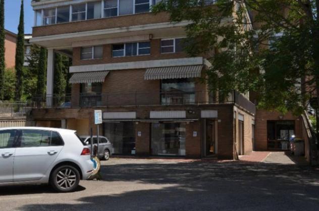 Immobile in asta di 877 m² in vendita a Perugia - Foto 3