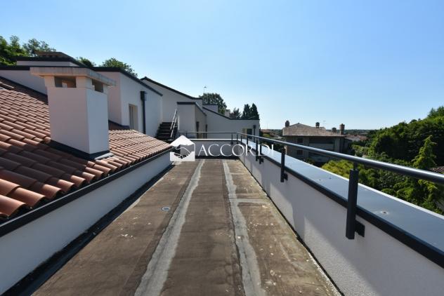 VILLA di 7 vani e di 360 mq (CONEGLIANO) rif. MM9997 - Foto 12