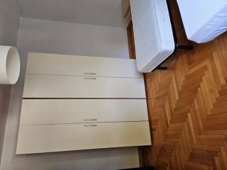 Room in Via Giovanni Canestrini, Padova for 130 m² with 4 bedrooms