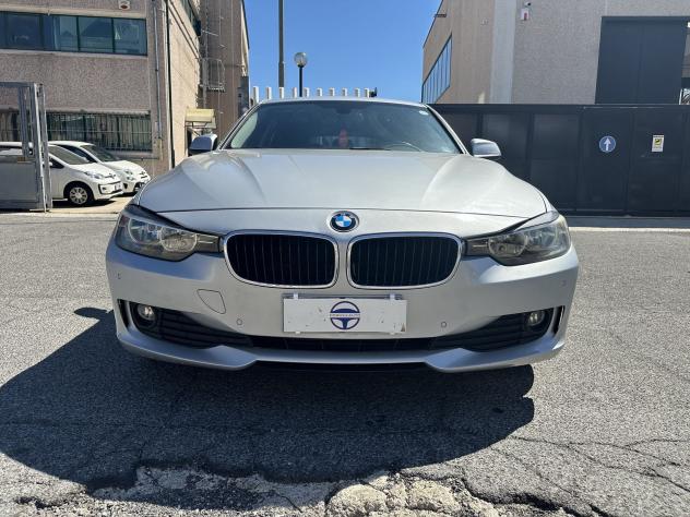 BMW Serie 3 318d Touring Auto - Foto 2