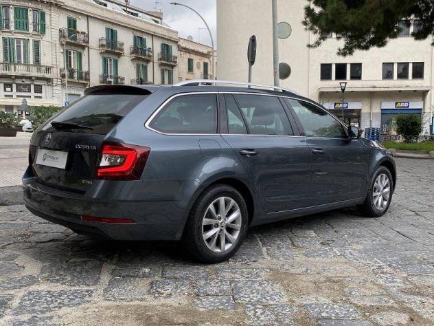 Škoda Octavia Octavia 1.5 DSG Wagon Executive G-Tec - Foto 5
