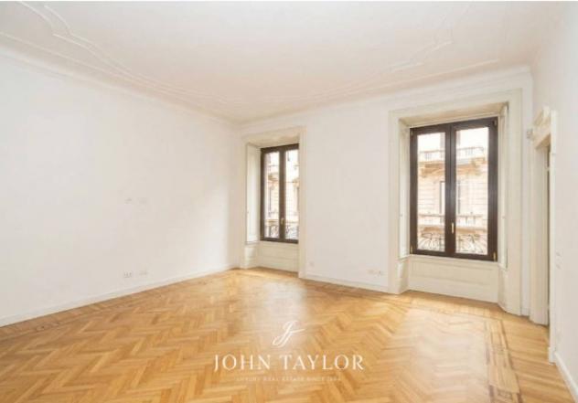 Appartamento di 200 m² con 5 locali in affitto a Milano - Foto 3