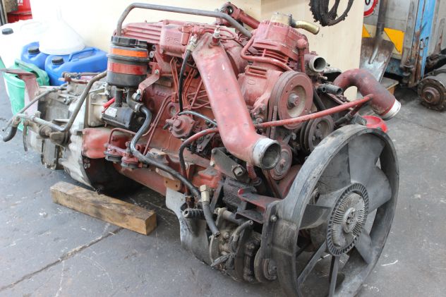 Motore USATO 120E21 8060.45
