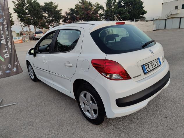 Peugeot 207 1.4 HDi 70CV 5p. Sweet Years - Foto 7