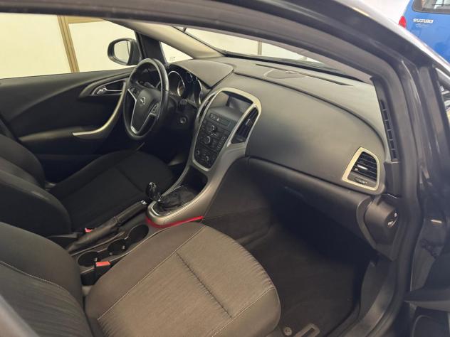 Opel Astra 1.7 CDTI 110CV Sports Tourer Cosmo - Foto 9