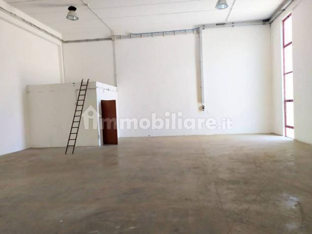 Muros affittasi capannone 2 vani 650 Mq - Foto 4