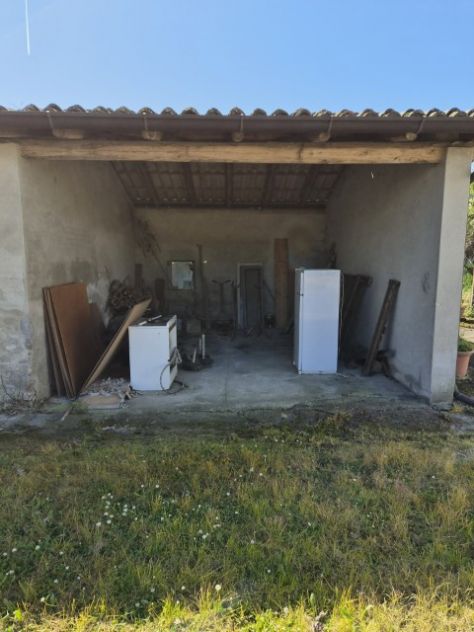 CASA INDIPENDENTE CON BOX ED AREA DI PERTINENZA - Foto 9