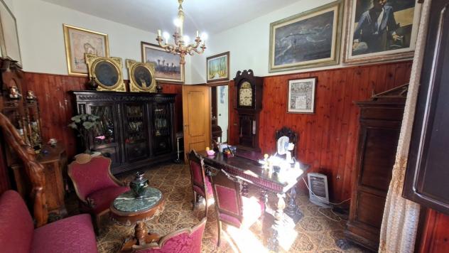 Nel centro storico di Quartu S. Elena, vi proponiamo un'affascinante casa campidanese storica con cortile interno, vicina a tutti i servizi e ai trasp - Foto 13