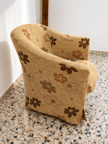 Poltrona in tessuto beige fantasia floreale - Foto 2