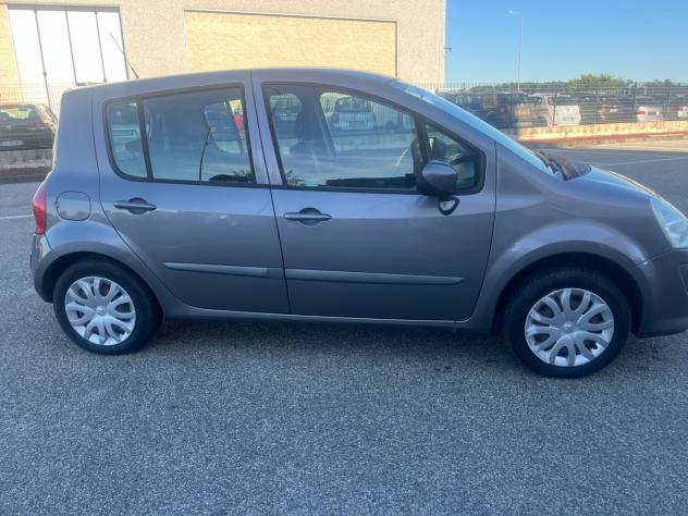 Renault Modus 1.2 16V Live UNICO PROPRIETARIO ADATTA AI NEOPATENTATI - Foto 4
