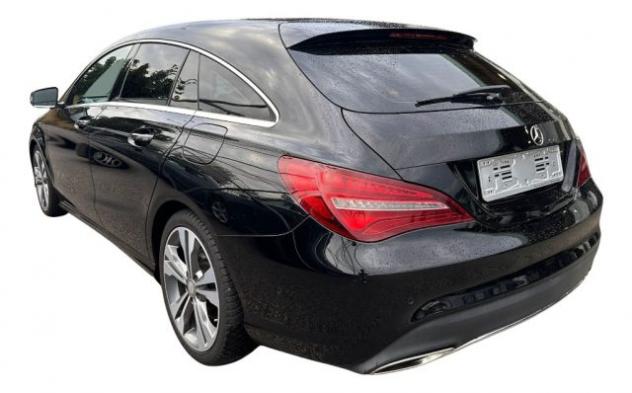 MERCEDES-BENZ CLA 200 Shooting Brake Premium Automatica rif. 23887116 - Foto 3