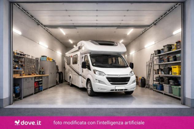 Box / Garage di 68 m² in vendita a Roma