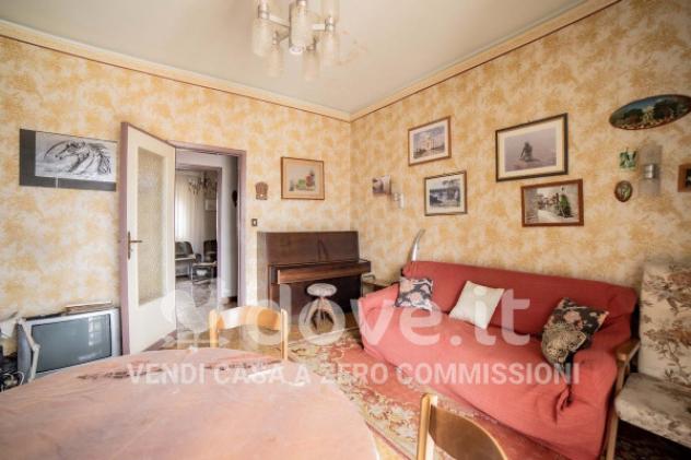 Appartamento di 103 m² con 3 locali e box auto in vendita a Acireale - Foto 4
