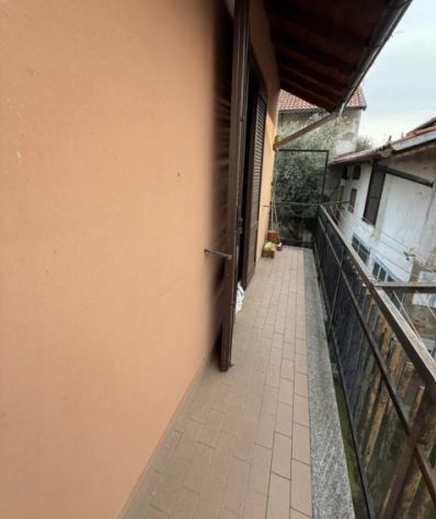 ASTA: Busto Arsizio (VA), frazione Borsano, in via Pavia abitazione su 2 livelli - Foto 15