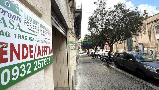 RIF. 9781 - Locale commerciale