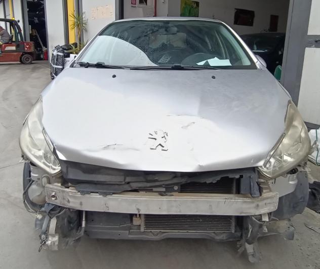 RICAMBI USATI AUTO PEUGEOT 208 Serie 8HP (DV4C), 8HR (DV4C) Diesel 1400 (1219) - Foto 3