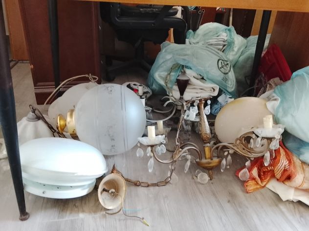 prezzi bassi da urlo regalati ,MobiliaBagno,Salotto ecc 10/50 euro - Foto 10