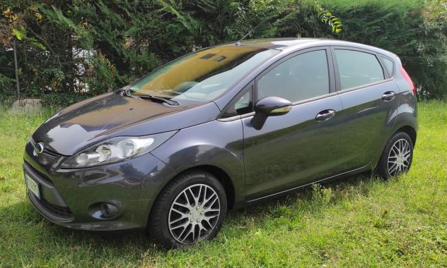 Ford Fiesta 1.4 TDCi 68CV 5 porte Titanium - Foto 2